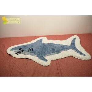 Pillowfort Shark Kids' Bath 20x38" Rug 097011213